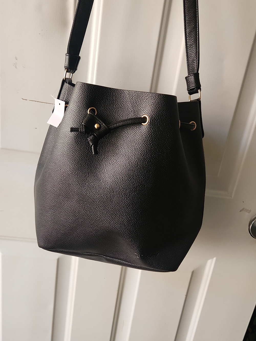 Classic Black Drawstring Shoulder Bucket Bag. BELLA RUSSO with wristlet